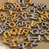 Accesorios de Colgante de Letra Inglesa Joyería Exquisita de Acero Inoxidable Accesorios para Collares Joyería Hecha a Mano para Bricolaje Versátil para Mujeres
