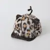 Gorra de Pato con Estampado de Leopardo y Pelo de Conejo Súper Linda Nueva para Otoño e Invierno para Niños y Niñas Felpa Borde Suave Resistente al Frío y Cálida Gorra de Béisbol
