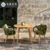 Villa Nórdica Silla de Comedor de Madera Maciza Terraza de Ocio Mesa Redonda de Teca Balcón al Aire Libre Mesa y Silla de Té Silla Creativa de Ratán Juego de Tres Piezas