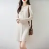 Vestido de Lana 100% Puro con Cuello en V para Mujer en Otoño e Invierno, Falda de Punto Base de Manga de Campana Pequeña, Falda Suéter, Longitud Media