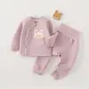 Ropa Sin Costuras Estilo Monje para Bebés Recién Nacidos Conjunto de Ropa Interior Gruesa Acolchada para Primavera y Otoño Nuevo Conjunto para Bebé Ropa Delgada de Algodón de Cintura Alta Protectora para la Barriga