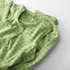 Foto real del nuevo vestido strapless de cuadros verdes para mujer, para el verano, sin mangas, largo y que ciñe la cintura