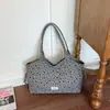 Bolsa de ombro vintage da moda para mulheres 2026 novo modelo com estampa de estrela, bolsa de mão para o dia a dia, bolsa de ombro, bolsa tote de grande capacidade