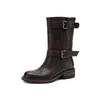 Botas de tornozelo estilo europeu com fivela dupla, couro totalmente lavado, coleção de inverno 2026, salto médio robusto, bico redondo, botas de cano médio em couro genuíno para mulheres
