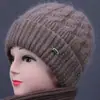 Chapéu para Mãe de Meia-Idade e Idosa Outono e Inverno Chapéu de Lã Tricotado Feminino Forrado com Fleece para Aquecimento e Proteção de Orelhas Tudo-em-Um Chapéu de Vovó
