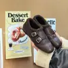Mollykiki Retro Esculpido Ins2025 Inverno Novo Estilo Britânico Forrado com Lã Solado Macio Duplo Botão Rasteirinhas Mocassins