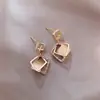 Pendientes de Ojo de Gato Geométricos Huecos de Diamante de Aguja Plateada Estilo Coreano Moda Elegante Pendientes Estilo Celebridad Pendientes de Diseño de Nicho
