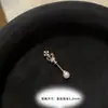 Uña de hueso de oído roja única amor titanio acero agujero de oreja colgante de perla fondo plano tornillo tapón de oído clavo de diablo joyería