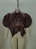 2026 Europeu e Americano transfronteiriço novo design gravata borboleta cor sólida manga lanterna blusa com gola alta casual camisa curta para mulheres