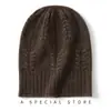 Gorro de Cachemira 2026 Otoño/Invierno Nuevo para Mujer de Gama Alta Color Sólido para Exteriores Cálido Moderno Casual Plegable de Punto Grueso