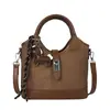 Las populares bolsas pequeñas de color block para mujer de este año son 2026 nuevos bolsos cruzados versátiles de moda, bolsos de mano de alta gama y bolsos tipo cubo