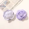 Accesorios de Camelia Cuadriculados Dulces y Elegantes Estilo Coreano Ropa DIY Tocado Broche Pinza para el Cabello Accesorios de Joyería