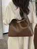 Bolso grande de mujer nuevo de principios de otoño Yuezhi 2026, bolso tote de retazos moderno con cremallera, bolso de hombro para mujer para viajar