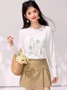 Camisa Blanca de Manga Larga Estampada con Pedrería y Cuello Redondo Lucky Star, Holgada y Casual