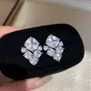 Pendientes de Plata con Forma de Rombo de Circonita Súper Brillantes, Estilo Hada, Simples y Elegantes, Estilo Europeo y Americano con un Toque de Lujo y Sofisticación