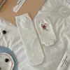 Calcetines holgados de sal marina azul grisáceo para primavera y otoño para mujer, calcetines dulces de estilo coreano a rayas florales de media pantorrilla, estilo fino y transpirable con bordes rizados