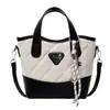 Bolso tipo bandolera cubo acolchado de alta calidad en color contrastante para mujer, nuevo de moda 2025, bolso cruzado versátil, bolso tote pequeño a la moda