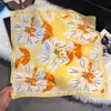 Novo Lenço Quadrado Pequeno Estilo Coreano 70*70cm para Mulheres, Lenço de Seda para Primavera e Verão, Lenço Fino de Proteção Solar para Pescoço, Protetor de Pescoço, Versátil para Amarrar em Bolsas e Faixas de Cabelo