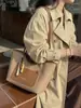 Bolso Tote de Gran Capacidad de Alta Gama de Moda para Mujer 2025 Nuevo Modelo Textura de Viajero Bolso de Hombro Bolso Cubo de Comercio Exterior Transfronterizo