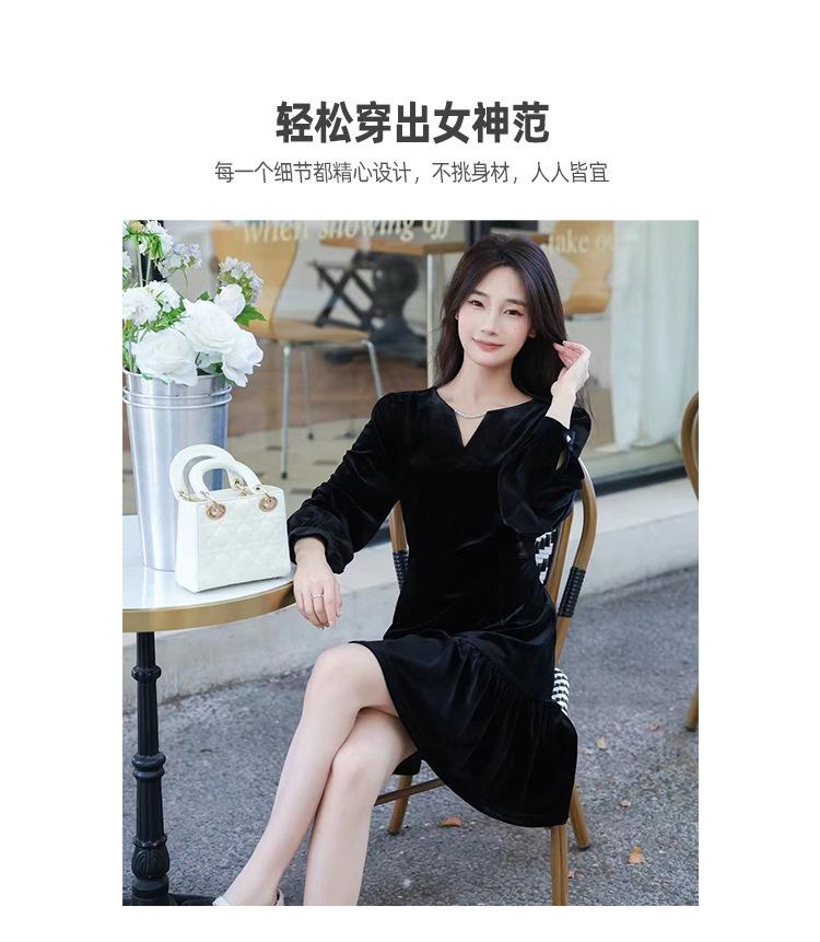 跨境淘货源分销2024春夏秋季裙子新款，街头潮流减龄小个子爆款欧货网红款，运动休闲运动气质休闲时尚流行新款春夏秋装，春夏秋装女装时尚套装女装春夏秋季套装女套装女女士运动服裙子单件连衣裙淑女风格女装时尚裙子盐系休闲女装2024百搭设计感小众洋气阿里国际站跨境采购Cross-border, online source, distribution 2024 spring and summer autumn, skirts, new styles, street trends, age reduction, small, explosive, European goods, network red, sports, leisure sports, temperament leisure, fashion popular, new spring and summer autumn clothing, spring and summer autumn women's clothing, fashion, suit women's clothing, suit women, women's sportswear, skirt single, dress, lady style, Women's fashion skirt, salt department, casual women's dress, 2024, everything, design sense, niche, foreign style, Ali International Station, cross-border procurement
