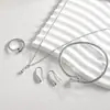 Conjunto de Quatro Peças de Colar Gota Europeu e Americano Transfronteiriço, Simples, Para o Dia a Dia, Moderno, Versátil Conjunto de Brincos, Anel, Pulseira, Geométrico