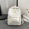 2026 Invierno Nueva Moda Coreana Versátil Gran Capacidad Simple y Elegante Mochila Casual para Estudiantes Transfronteriza