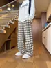Calça casual xadrez texturizada branca, nova coleção outono 2026, calça casual masculina estilo americano de corte relaxed e perna larga