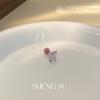 Dulces Pendientes de Diamantes de Mariposa de Aceite Goteando Cool Spice Girl Viento Exquisitos Ligeros de Lujo Alto Valor de Belleza Combinables a la Moda Distintivos Pendientes para Mujer y Uñas de Hueso