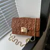 Bolso de mujer 2024, nuevo bolso de hombro con cadena rómbica, de nicho textil, combinable, bandolera pequeña cuadrada de moda.