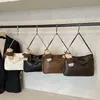 Bolsa de Ombro Retro de Nicho Transfronteiriça para Mulheres 2025 Inverno Novo Estilo Tendência Versátil Casual Simples