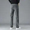 Jeans Masculino de Alta Qualidade 2026 Primavera e Outono Reto Solto Esticável Popular Versátil Calça Longa para Homens Jovens e de Meia-Idade Estilo Primavera e Outono