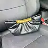 Bolsa Nube Bolsa de Almacenamiento Leia Color Metálico Bloques de Color Bolso de Hombro Cruzado de Lujo de Alta Gama Bolso de Mano Versátil de Moda para Mujer