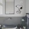 Venta al por mayor de fábrica Snoopy tallado estilo ins caricatura lindo alto valor de color pegatina de pared Snoopy decoración de cubo de basura