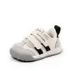 Sapatos para Crianças Pequenas Outono 2025 Novos Tênis de Bebê Sapatos Esportivos Infantis Respiráveis com Solado Macio Dupla Aderência Sapatos para Crianças Pequenas