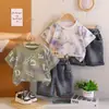 Conjunto de Ropa de Verano para Niños 2025 Conjunto de Dos Piezas de Manga Corta con Letras Inglesas de Verano para Edades 1-2-3 Ropa Infantil al por Mayor Moderno