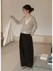 Yin He Kochi Alto QI Estilo Velha Rica Falso Duas Peças Gola V Manga Longa Blusa Feminina Outono Camada Interna Jaqueta Cardigan de Tricô