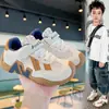 Tenis de malla con diseño perforado para niños, zapatos de primavera y verano para niños y niñas, zapatillas de entrenamiento alemanas, zapatos casuales para bebé, zapatos funcionales, tenis de moda para niñas