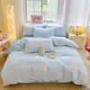 Conjunto de quatro peças 100% algodão Classe A, capa de edredom e lençol de algodão puro, estilo fresco e simples, tamanho de solteiro/casal, design de desenho animado, conjunto de três peças para dormitório estudantil 4