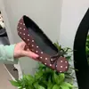 Sapatos Baixos Femininos Retro Francês de Bolinhas com Laço para Primavera e Outono 2026 Novos de Salto Aumentado Versáteis Sapatilhas