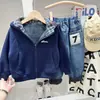 Sudadera con capucha gruesa de invierno para niños 2026 nuevo estilo prenda exterior para niños ajuste holgado top cárdigan chaqueta moderno