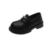 Mocasines populares de cuero suave estilo británico, nuevos zapatos slip-on otoño 2026 con suelas gruesas y puntera redonda, zapatos de vestir para mujer