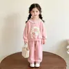 Colección nueva y moderna de primavera y otoño: Conjunto casual de dos piezas estilo coreano, dulce y lindo, de dibujos animados para niñas, con una sudadera de encaje