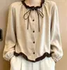 Camisa de manga larga con bloques de color estilo francés, nueva para Otoño 2026, para mujer, elegante, adelgazante, rejuvenecedora, moderna y versátil.