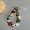 Pulseira de Pedra Xadrez Colorida Pequena Fresca Corrente para Capa de Celular Corrente Criativa para Pendurar na Bolsa Pingente de Chaveiro Universal Feminino