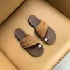 Pantuflas planas sin cordones para mujer, nuevo estilo 2025, para usar con faldas, para vacaciones en la playa, sandalias casuales de verano de una sola tira