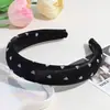 Faixa de Cabelo Acolchoada de Cetim Doce Estilo Coreano com Coração de Veludo e Design de Bolinhas, Acessório de Cabelo Faixa Alta para Mulheres Venda por Atacado