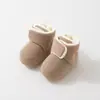 Sapatos e meias quentes de outono e inverno para bebês, meias antiderrapantes para chão de bebê, sapatos macios de sola macia para crianças pequenas, sapatos de cor sólida para recém-nascidos