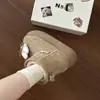 Botas de Neve de Coelho de Desenho Animado Super Fofas para Mulheres 2025 Inverno Quente Pelúcia Curta Botas de Algodão Confortáveis Sapatos de Calçar Fácil