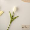 Arranjo de Flores Artificiais Tulipa Pequena Hidratante de Ramo Único de Alta Qualidade Arranjo de Flores de Mesa Arranjo de Flores Arranjo de Flores Piquenique Foto Flor Artificial