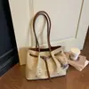 Bolso de Gran Capacidad con Textura de Moda para Mujer 2025 Casual Nuevo Bolso de Hombro Retro Simple con Textura Bolso Tote para el Trabajo